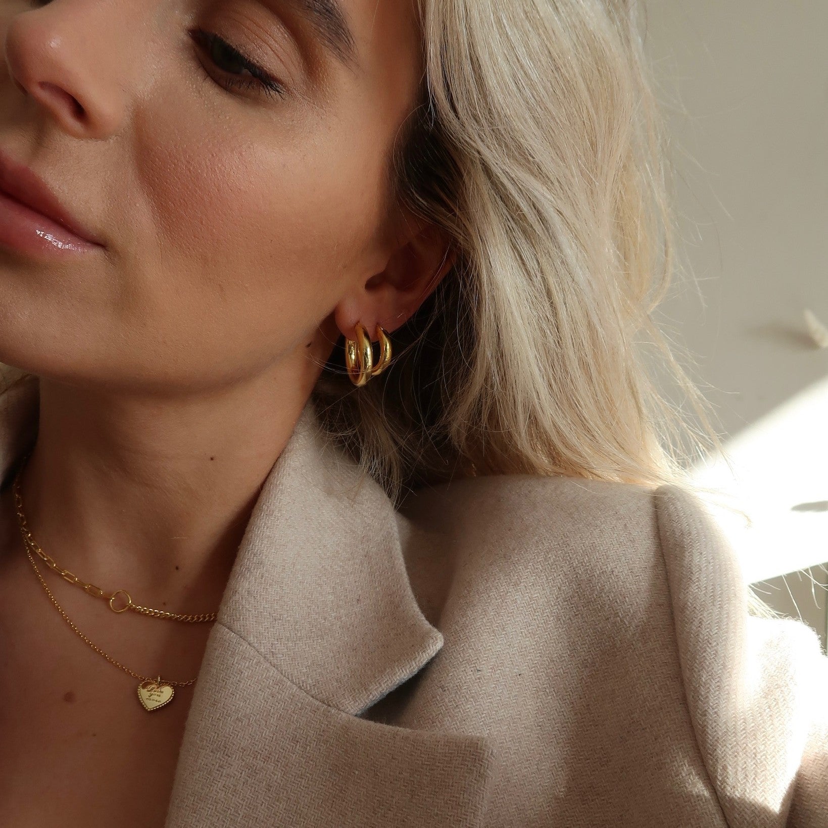 DUA Choker