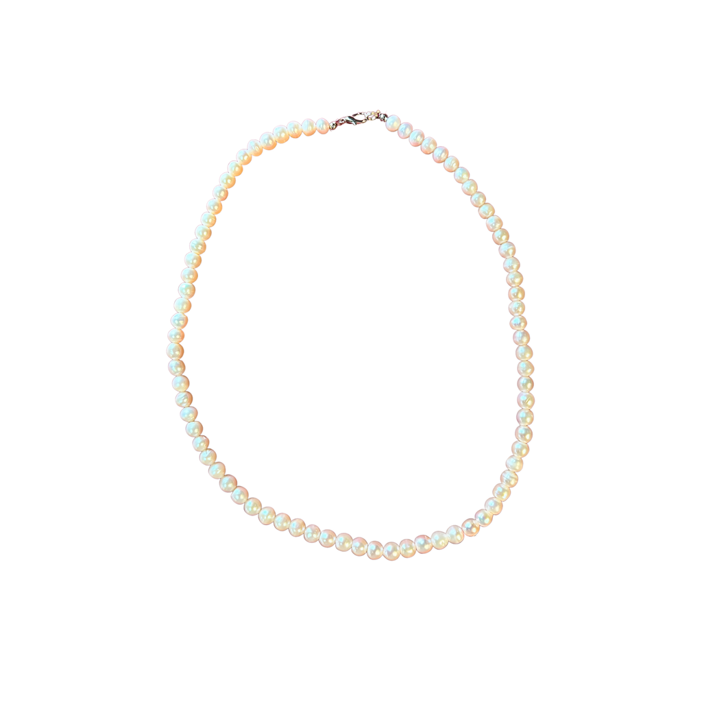 Weiße Perlenkette von Lunas Perlen