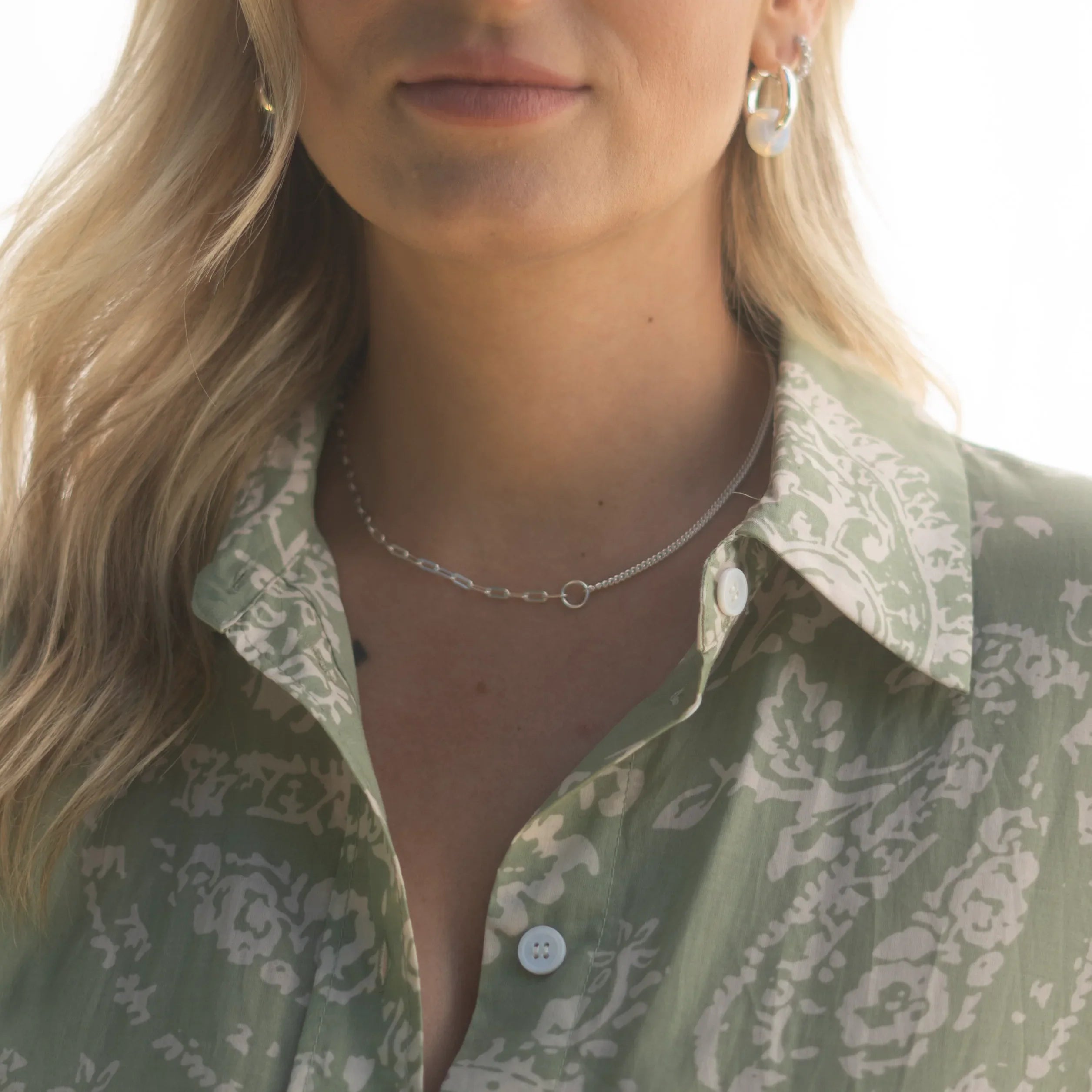 DUA Choker